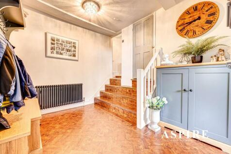 Aspire Estate Agents1010.jpg