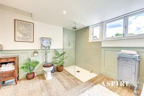 Aspire Estate Agents1025.jpg