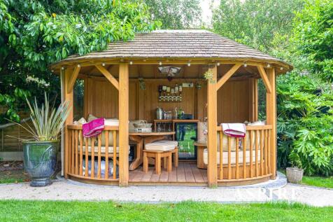 Aspire Estate Agents1040.jpg