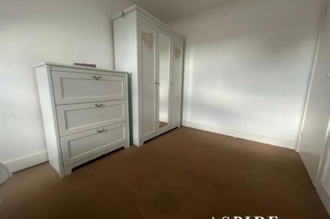 Flat 5 Jacobs Court41005.jpg