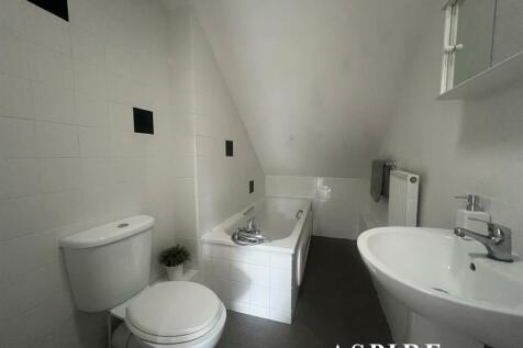 Flat 5 Jacobs Court41001.jpg