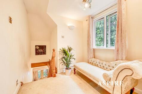Aspire Estate Agents29.jpg