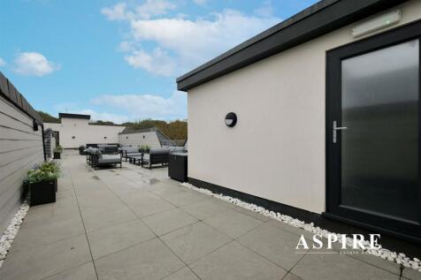Aspire Estate Agents2003.jpg