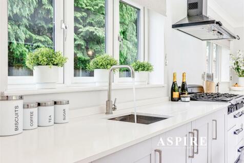 Aspire Estate Agents7.jpg