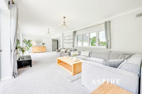 Aspire Estate Agents10.jpg