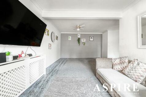 FLAT 6 WESTWOOD LODGE-30-12-24-2.jpg