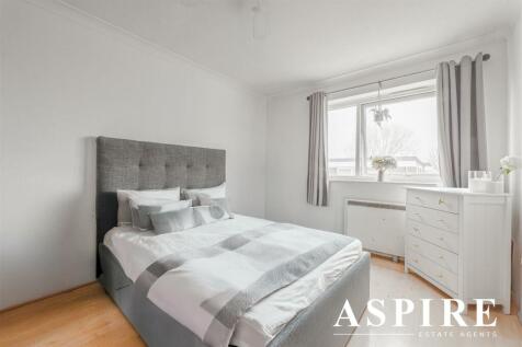 FLAT 6 WESTWOOD LODGE-30-12-24-9.jpg
