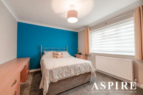 14 ST JOHNS CLOSE- 21-12-24-28.jpg