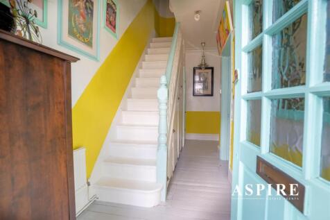 Aspire Estate Agents16.jpg