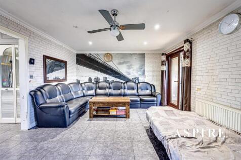 171A2676-171A2680-Edit.jpg