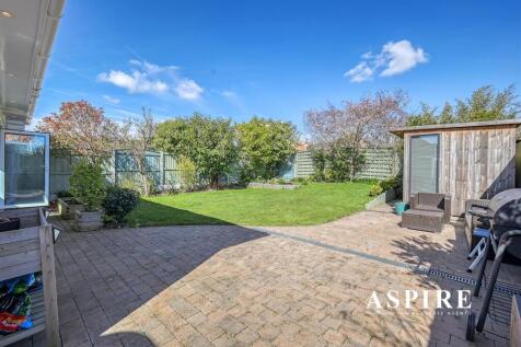 Aspire Estate Agents16.jpg