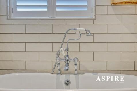 Aspire Estate Agents24.jpg