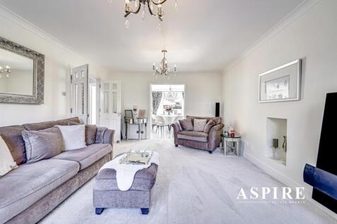 Aspire Estate Agents100.jpg