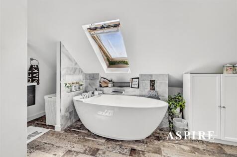 Aspire Estate Agents4.jpg