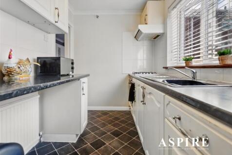 Aspire Estate Agents1.jpg