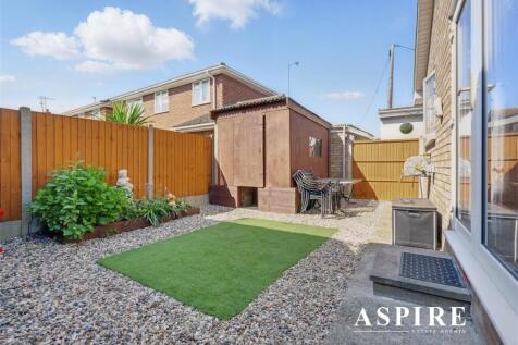 Aspire Estate Agents2.jpg