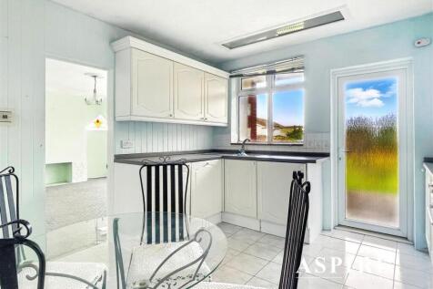 Aspire Estate Agents2.jpg