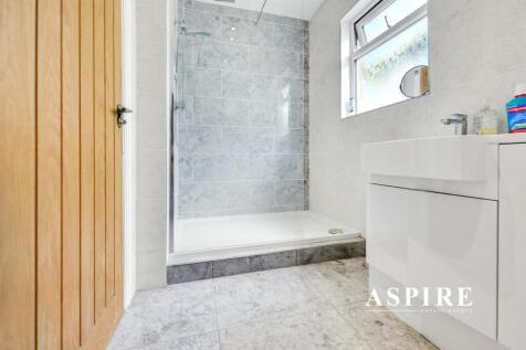 Aspire Estate Agents18.jpg
