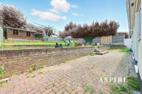 Aspire Estate Agents7.jpg