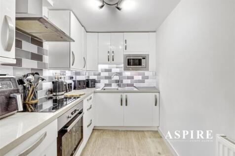 Aspire Estate Agents3.jpg