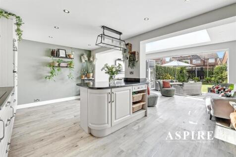Aspire Estate Agents22.jpg