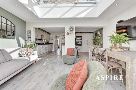 Aspire Estate Agents27.jpg