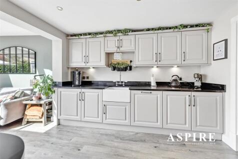Aspire Estate Agents26.jpg