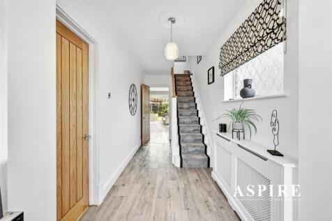Aspire Estate Agents29.jpg