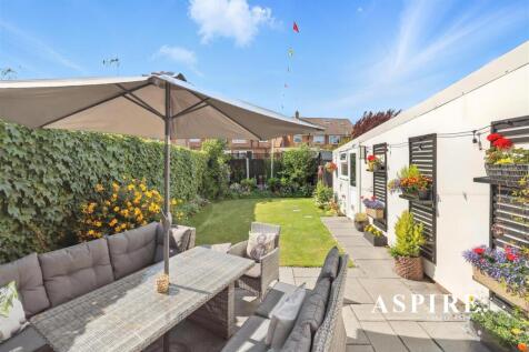 Aspire Estate Agents2.jpg