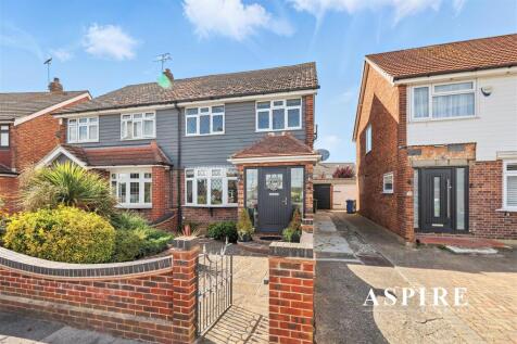 Aspire Estate Agents7.jpg