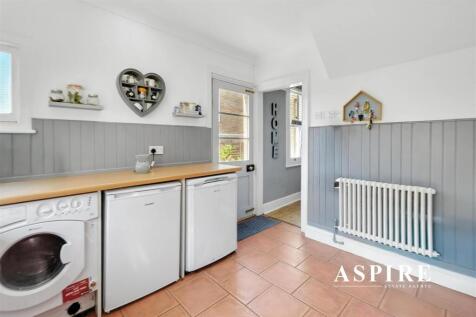Aspire Estate Agents5.jpg
