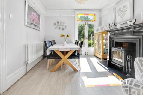 Aspire Estate Agents47.jpg
