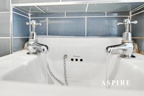 Aspire Estate Agents10.jpg