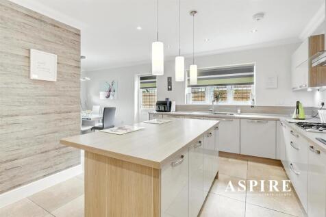 Aspire Estate Agents29.jpg