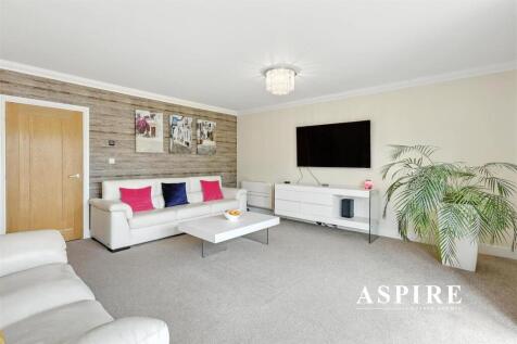 Aspire Estate Agents3.jpg