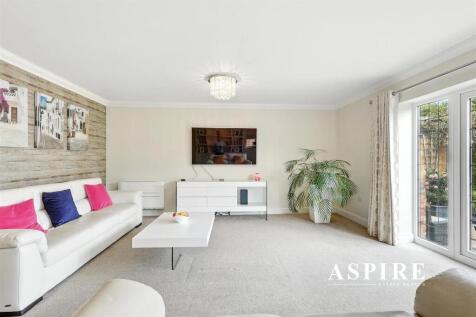 Aspire Estate Agents4.jpg