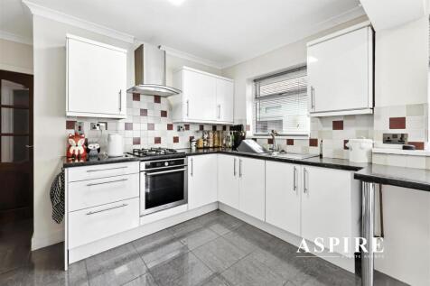 Aspire Estate Agents15.jpg