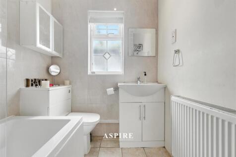 Aspire Estate Agents5.jpg