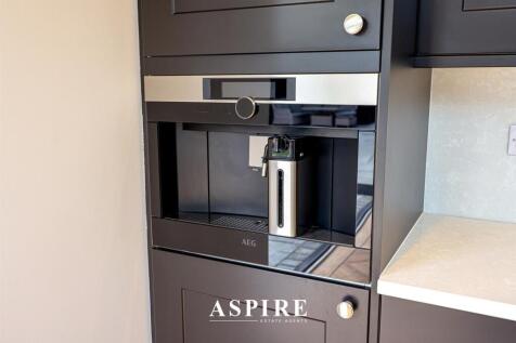 Aspire Estate Agents999092.jpg