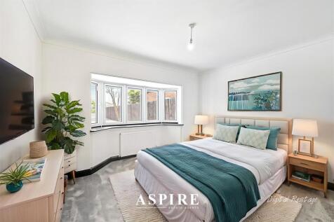 Aspire Estate Agents1001.jpg