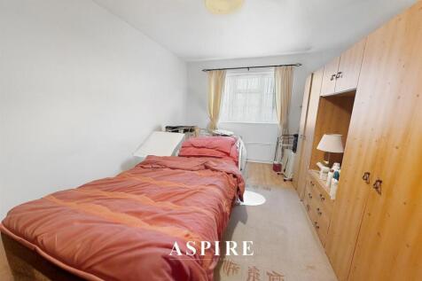 WhatsApp Image 2025-12-01 at 8.54.02 AM (7).jpg