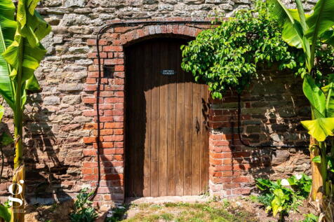 Property Image 37
