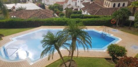 Communal pool