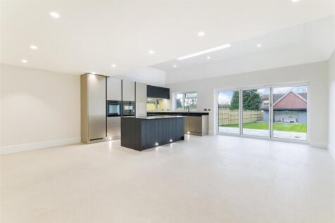 KITCHEN/BREAKFAST - BROCKHAM LANE (15).jpg