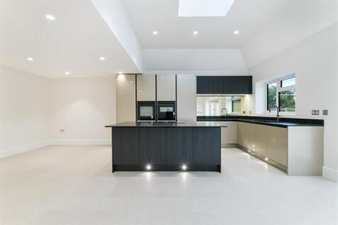 KITCHEN/BREAKFAST - BROCKHAM LANE (16).jpg