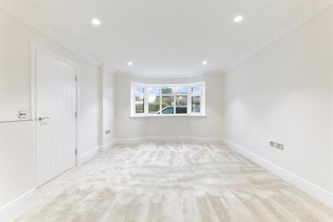 LOUNGE - BROCKHAM LANE (12).jpg