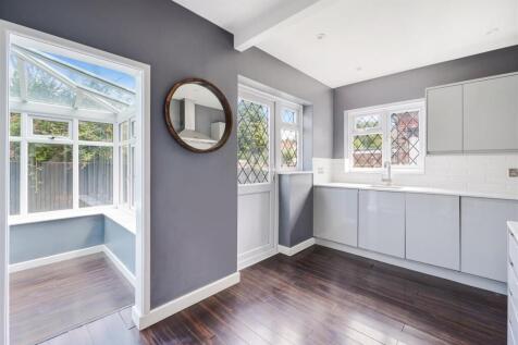 ASHURST ROAD, 86 (23).jpg