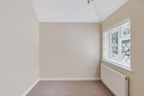 ASHURST ROAD, 86 (16).jpg