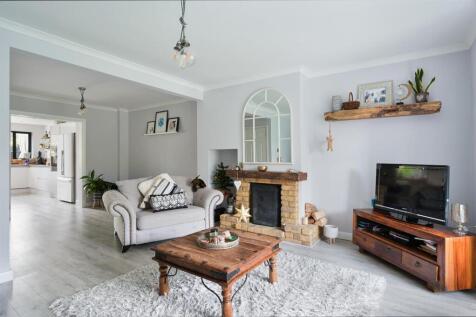 HOWARD CLOSE, 1 - (8).jpg