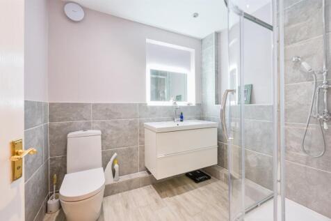 HOWARD CLOSE, 1 - (6).jpg